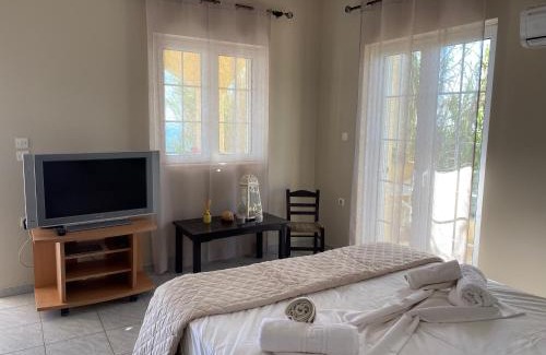 Monemvasia Apartment | Studio Angellos Villa Marifay