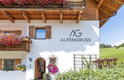 Prato alla Drava Apartment | Studio Apartment 'Alpengruss Air' with Mountain View, Shared Garden and Wi-Fi