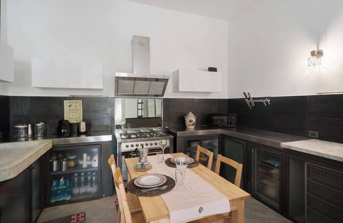 Cisano sul Neva Apartment | Studio Apartment 'Da Linda' with Mountain View and Wi-Fi