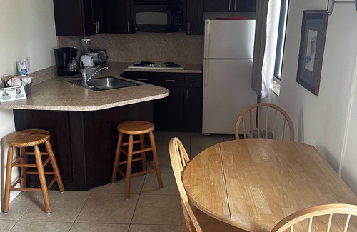 Deerfield Beach Resort | Studio Apartment- Steps from the beach!