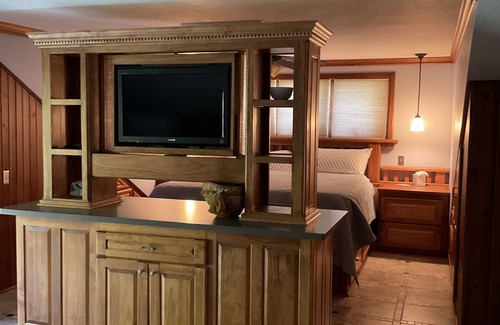 Tawas City House | Studio apartment 2.5 blocks from Tawas Point State Park beaches.