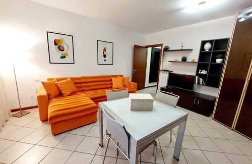 Gorle Apartment | Studio apartment-7 min from Bergamo, 10 min Orio (BY CAR)