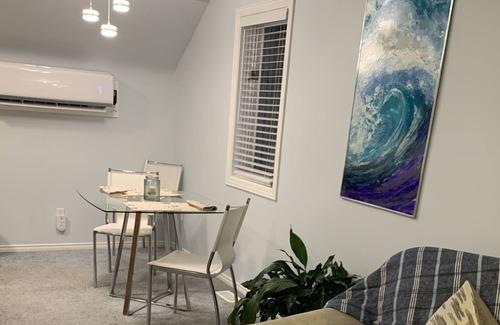 Peterborough Apartment | Studio apartment in beautiful East City area of Peterborough