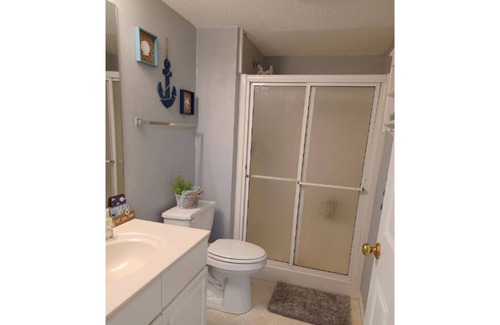 Columbia House | studio apartment in Columbia, Mo located a culdesac