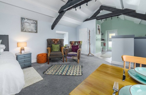 Mount Murray Apartment | Studio apartment sleeping 2 people just outside Douglas