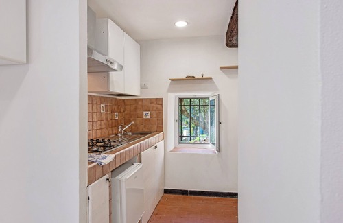 Semorile Apartment | Studio Apartment 'Tavernetta in Campagna' with Sea View, Shared Terrace and Shared Garden