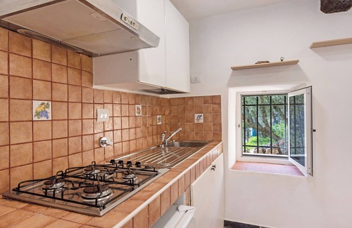 Semorile Apartment | Studio Apartment 'Tavernetta in Campagna' with Sea View, Shared Terrace and Shared Garden