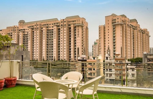 Gurugram Apartment | Studio apartment with patio gym near global foyer