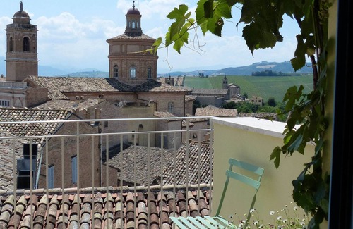 Offida Apartment | Studio Apartment With Terrace Overlooking The Rooftops Of Offida