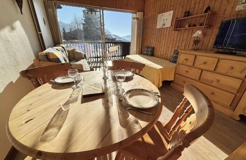 Notre-Dame-de-Bellecombe Apartment | Studio au pied des pistes avec piscine et parking, animaux admis - FR-1-595-18