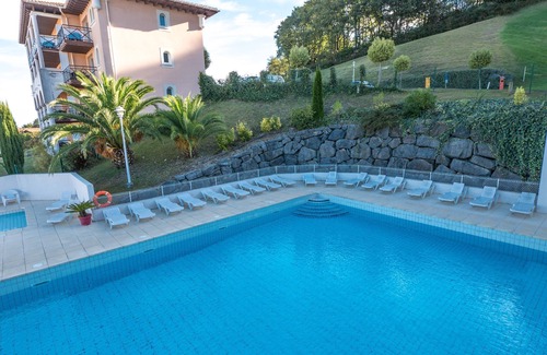 Ciboure Apartment | Studio avec accès piscine, Wi-Fi + Parking gratuit