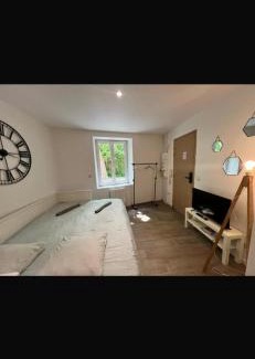 Charleville-Mezieres Apartment | Studio avec terrasse
