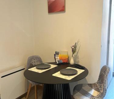 Vieux Vichy Apartment | Studio avec terrasse Vieux Vichy