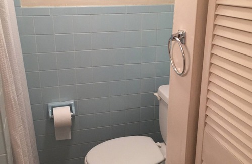St. Pete Beach Apartment | Studio C walk to Sunset Beach