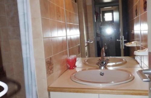 Le Grau-dʼAgde Apartment | Studio cab. climatisé avec terrasse, pk privé et piscine - Grau d'Agde - FR-1-423-35