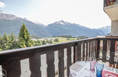 Aussois Apartment | Studio cabin 3 pers South balcony on snow front