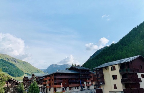 Val-d'Isere Apartment | Studio cabin with mezzanine 300m from center and 450m from slopes in Val d'Isère