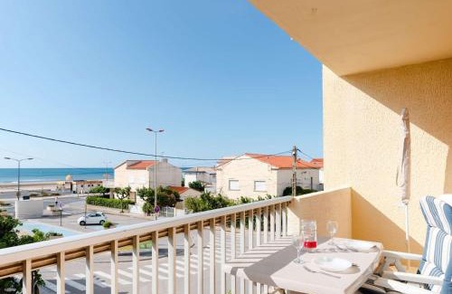 Narbonne-Plage Apartment | Studio cabine à 20m de la plage avec balcon et parking à Narbonne-Plage - FR-1-409-140