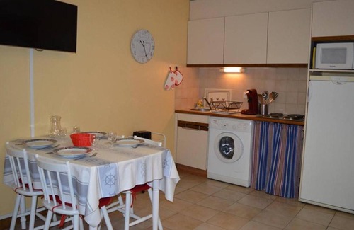 Banyuls-sur-Mer Apartment | Studio cabine à 50m de la plage avec terrasse et lave-linge - FR-1-225C-461
