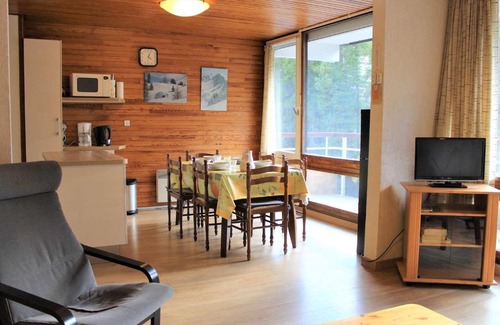 Les Claux Apartment | Studio cabine 6 couchages à Vars Les Claux, proche pistes et commerces - FR-1-330B-96