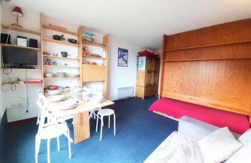 Piau Engaly Apartment | Studio Cabine 6 Pers. avec TV, Lave-Vaisselle et Casier à Ski - Aragnouet - FR-1-457-320