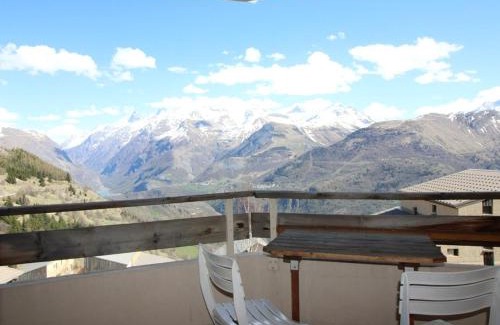 Auris Apartment | Studio cabine au pied des pistes avec balcon et parking - Auris en Oisans - FR-1-297-14