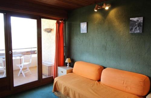 Auris Apartment | Studio cabine au pied des pistes avec balcon et parking - Auris en Oisans - FR-1-297-14