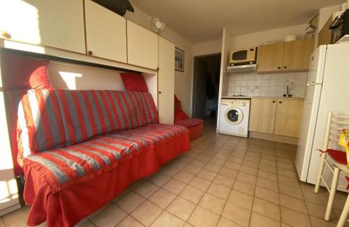 Sainte-Maxime Apartment | Studio cabine avec balcon, piscine et parking - Sainte Maxime - FR-1-226-509