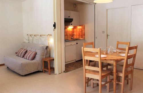 Les Claux Apartment | Studio Cabine avec Coin Nuit, 6 Couchages, Centre Station, Proche Pistes et Commerces - FR-1-330B-138