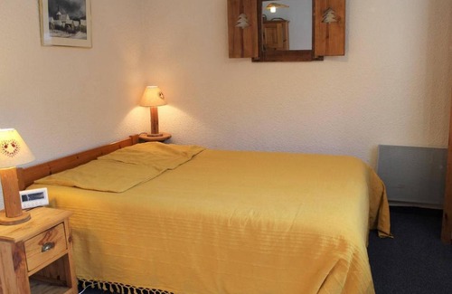 Les Claux Apartment | Studio cabine + coin nuit, 6 couchages, Vars Les Claux, proche pistes et commerces - FR-1-330B-174