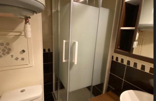 Les Adrets Apartment | Studio central avec balcon et vues sur pistes - 3 couchages - FR-1-557-44