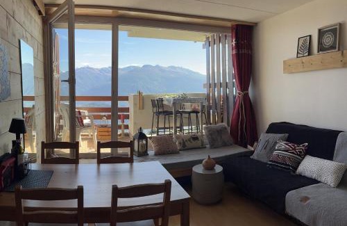Anzere Apartment | Studio chaleureux, confortable, avec vue sur les Alpes 2- 3 pers