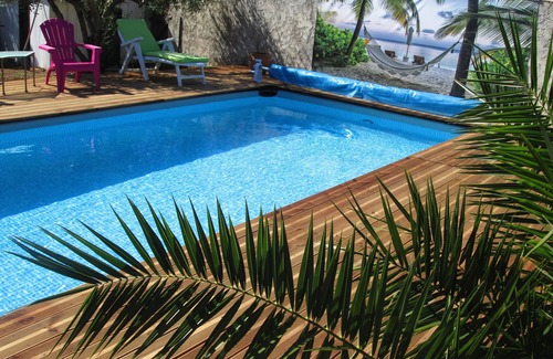 Le Muy Apartment | STUDIO climatisé 4 personnes + terrasse 15 m2 + piscine + pétanque