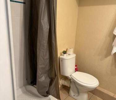 Pasteur Apartment | Studio confortable avec vue