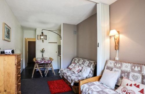 Villarembert Apartment | Studio Cosmos-8 by Interhome