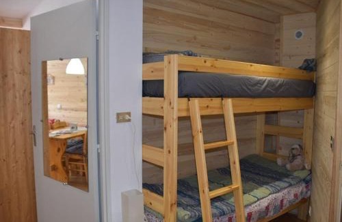 Montgenevre Apartment | Studio cosy pour 4 pers avec balcon, parking et animaux acceptés à Montgenèvre - FR-1-266-72