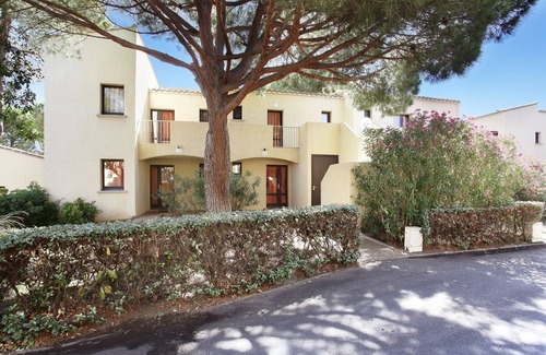 Cap d'Agde Apartment | Studio Cosy Près des Commerces | Accès Piscine