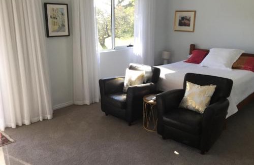 Echunga Bed & Breakfast | STUDIO ECHUNGA Adelaide Hills