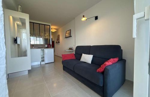 Royan Apartment | Studio en bord de mer à Royan, parking, TV, tout équipé - FR-1-494-67