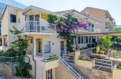 Tucepi Apartment | Studio flat with air-conditioning Tučepi, Makarska (AS-6856-b)