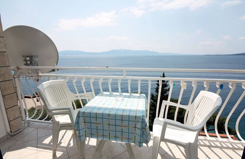Drvenik Apartment | Studio flat with balcony and sea view Drvenik Gornja vala, Makarska (AS-4890-a)