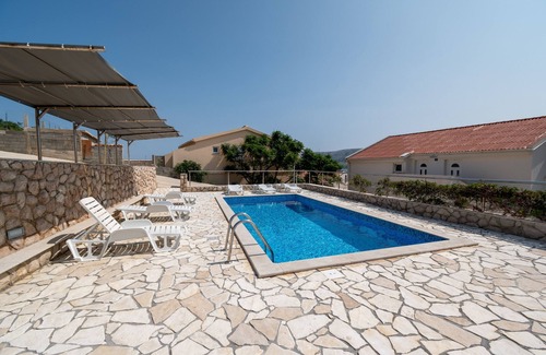 Zubovici Apartment | Studio flat with terrace and sea view Zubovići, Pag (AS-9365-b)