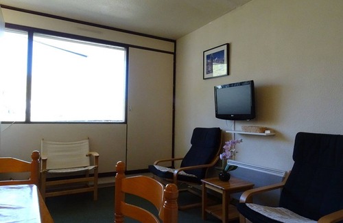 Arette Apartment | Studio for 6 with ski locker, near slopes