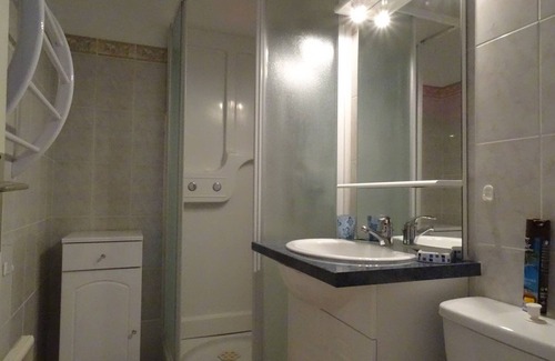 Arette Apartment | Studio for 6 with ski locker, near slopes