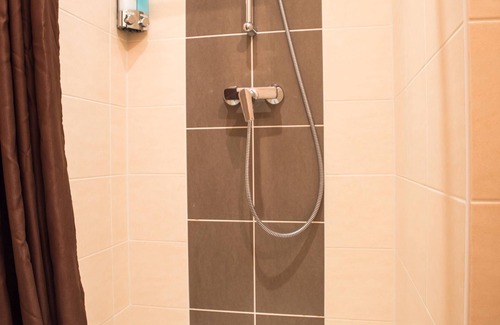 Sainte-Marie-la-Blanche Apartment | Studio "Volnay" 5 min from Beaune