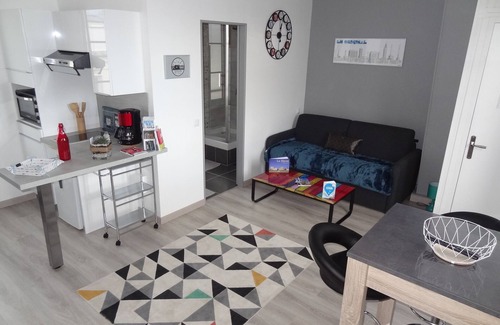 Cote Ouest Ormeaux Apartment | Studio full view of the Seine estuary and the sea, 2 steps from the center