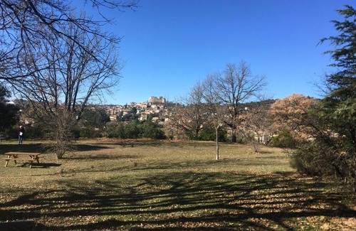 Greoux-les-Bains Apartment | Studio Garriguette, parking gratuit, ascenseur, 2 personnes, lit 2 places