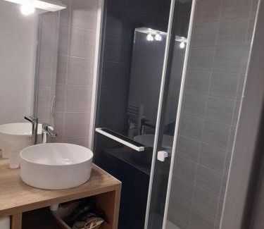 Greoux-les-Bains Apartment | Studio greoux les bains