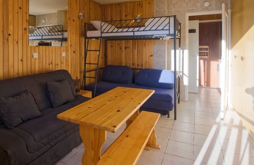 Saint-Etienne-de-Tinee Apartment | Studio in Auron