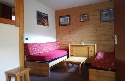Les Avanchers-Valmorel Apartment | Studio idéal skieurs et familles, accès direct ESF, commerces proches - FR-1-356-256
